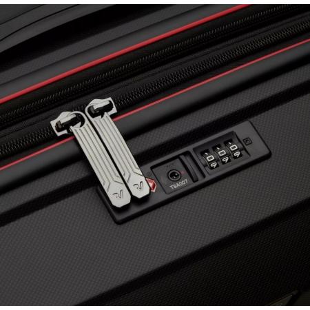 Чемодан на колесах Roncato B-Flying Move 111+18л (41818181) black