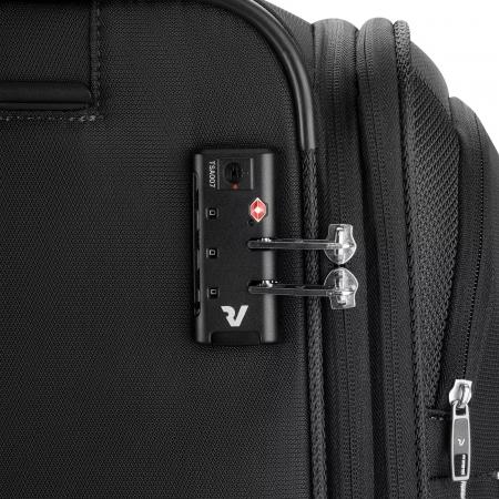 Чемодан на колесах Roncato Joy 42+6L (41621301) black