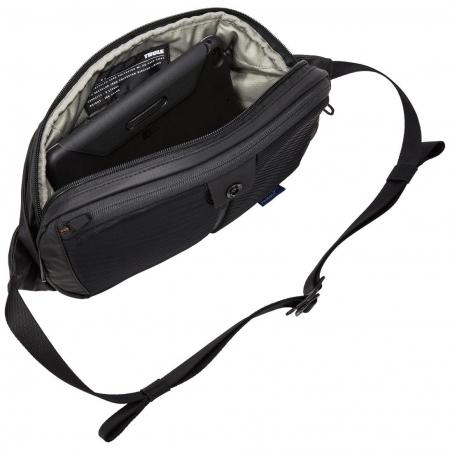 Сумка на пояс Thule Tact Waistpack (TH 3205290) black