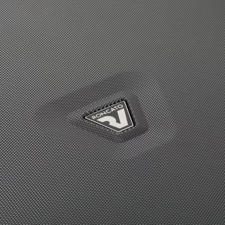 Валіза на колесах Roncato Gigalight 92L (56670101) black