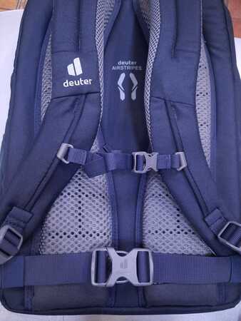  Deuter Giga 28L і Jack Wolfskin Dayton 28L