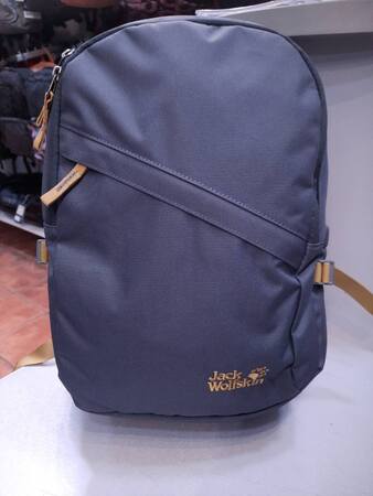 Deuter Giga 28L і Jack Wolfskin Dayton 28L Deuter Giga 28L і Jack Wolfskin Dayton 28L
